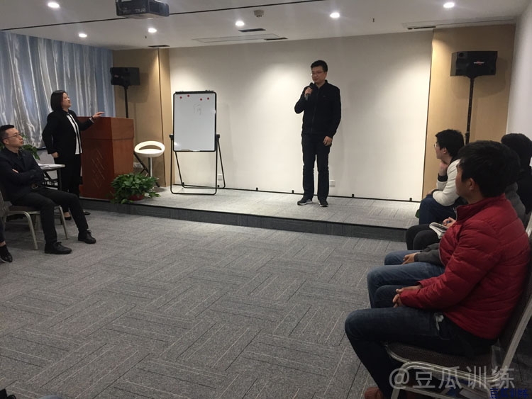 如何克服说话紧张脸红