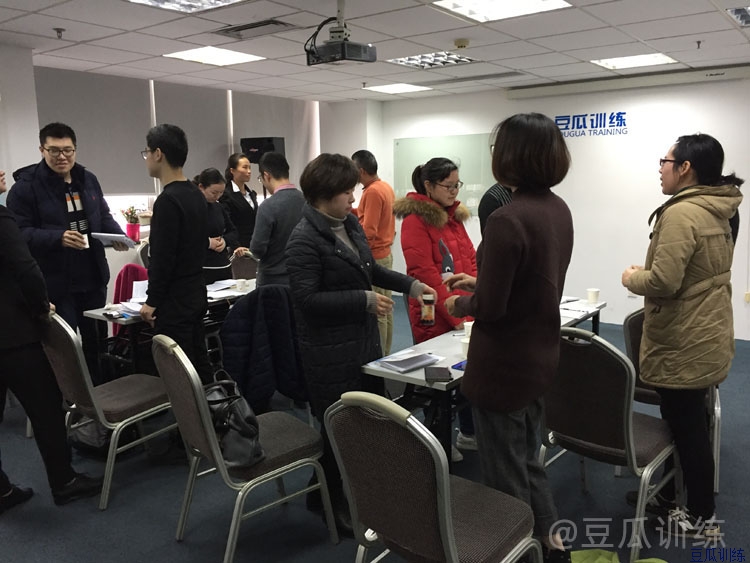 当众演讲时紧张怎么办?必须掌握的五个方法