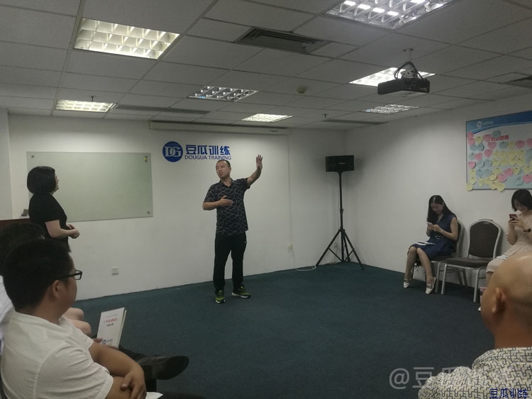罻ڲżѵ