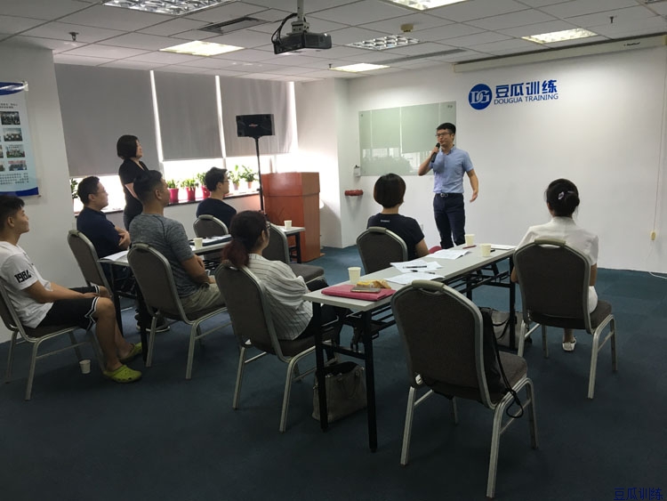 如何提升沟通和表达能力