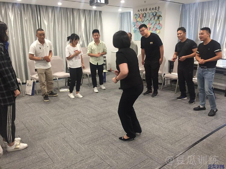 口才训练与沟通技巧的重点在这里