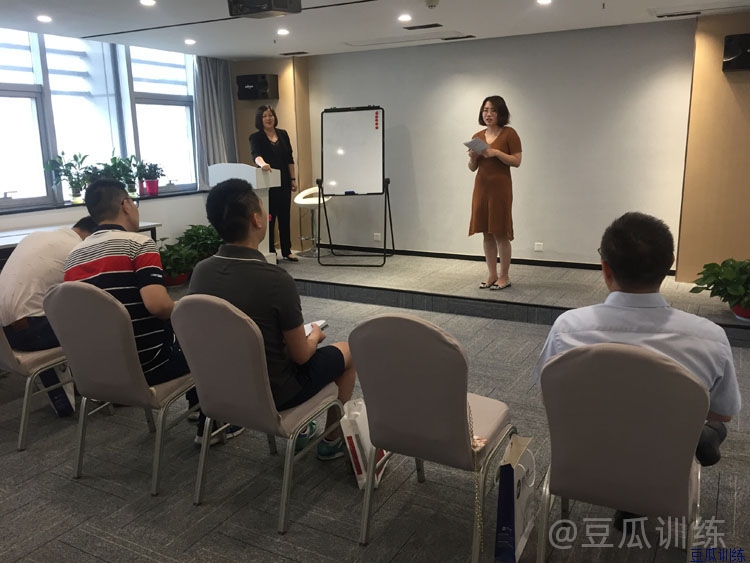 有效提升沟通能力，也许该找个小伙伴