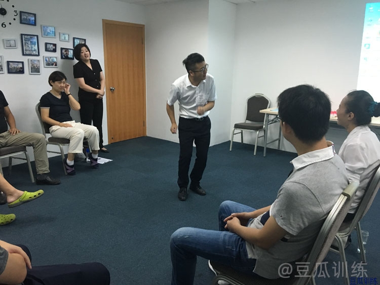 跟人说话紧张怎么办？